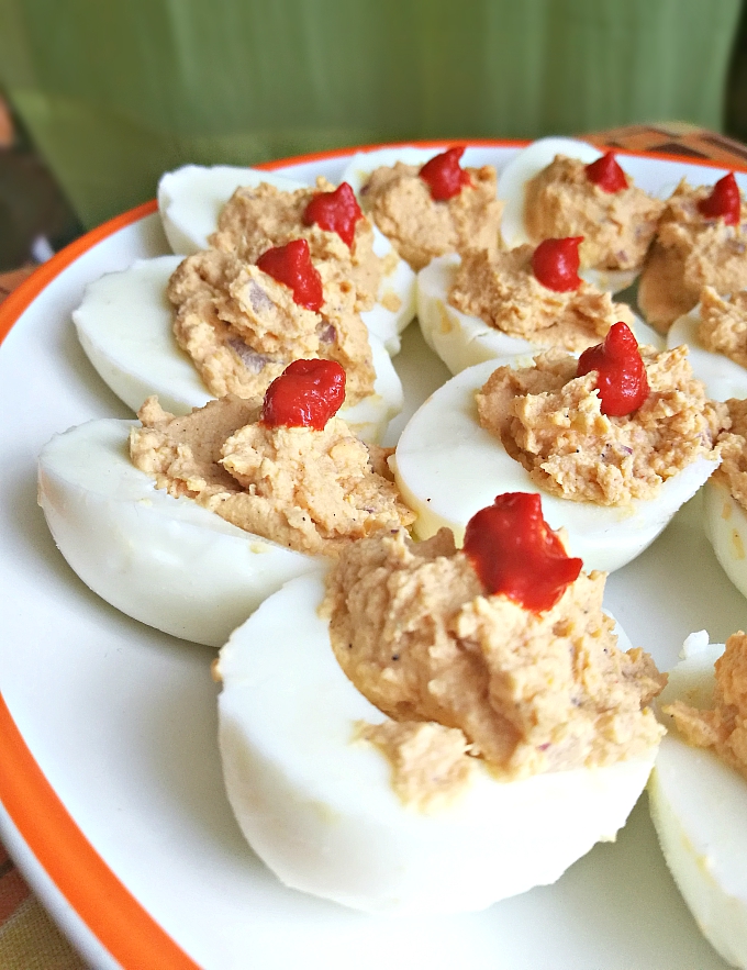 Devilled Eggs - New Year's Eve Party Appetizers - Anna Can Do It!